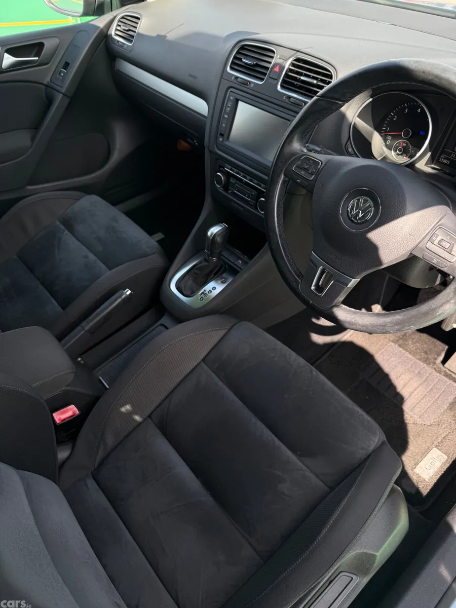 Volkswagen Golf Hatchback, Petrol, 2011, Silver