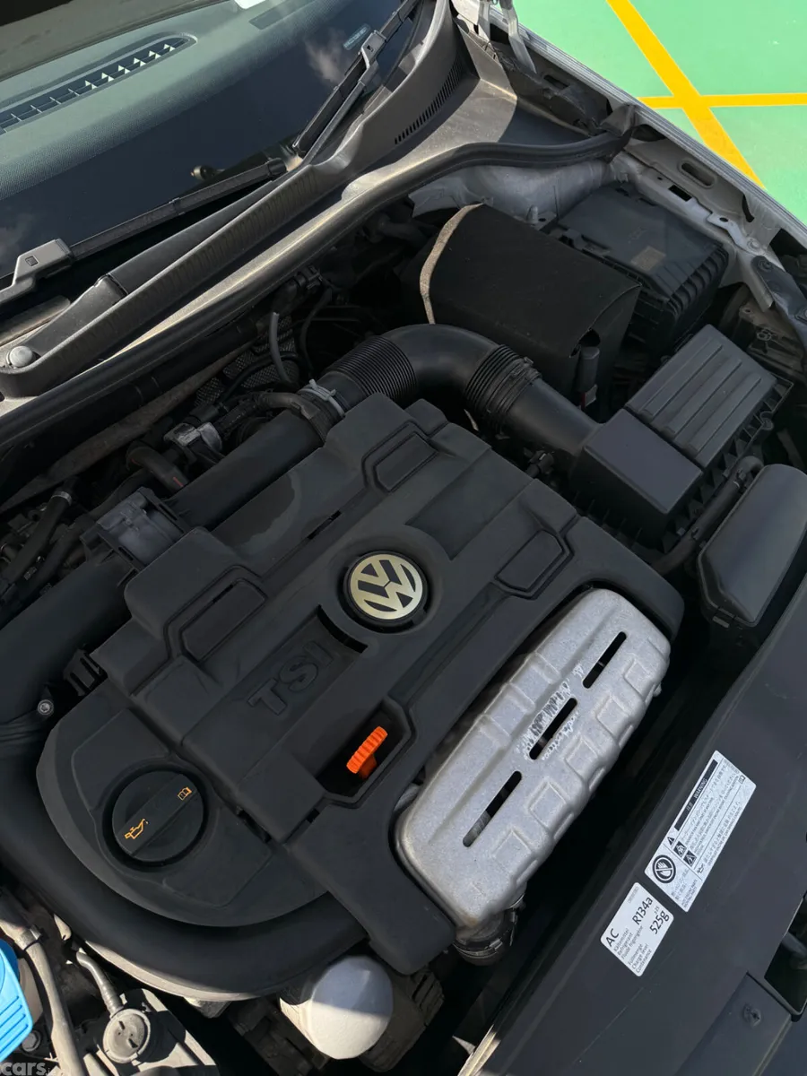 Volkswagen Golf Hatchback, Petrol, 2011, Silver