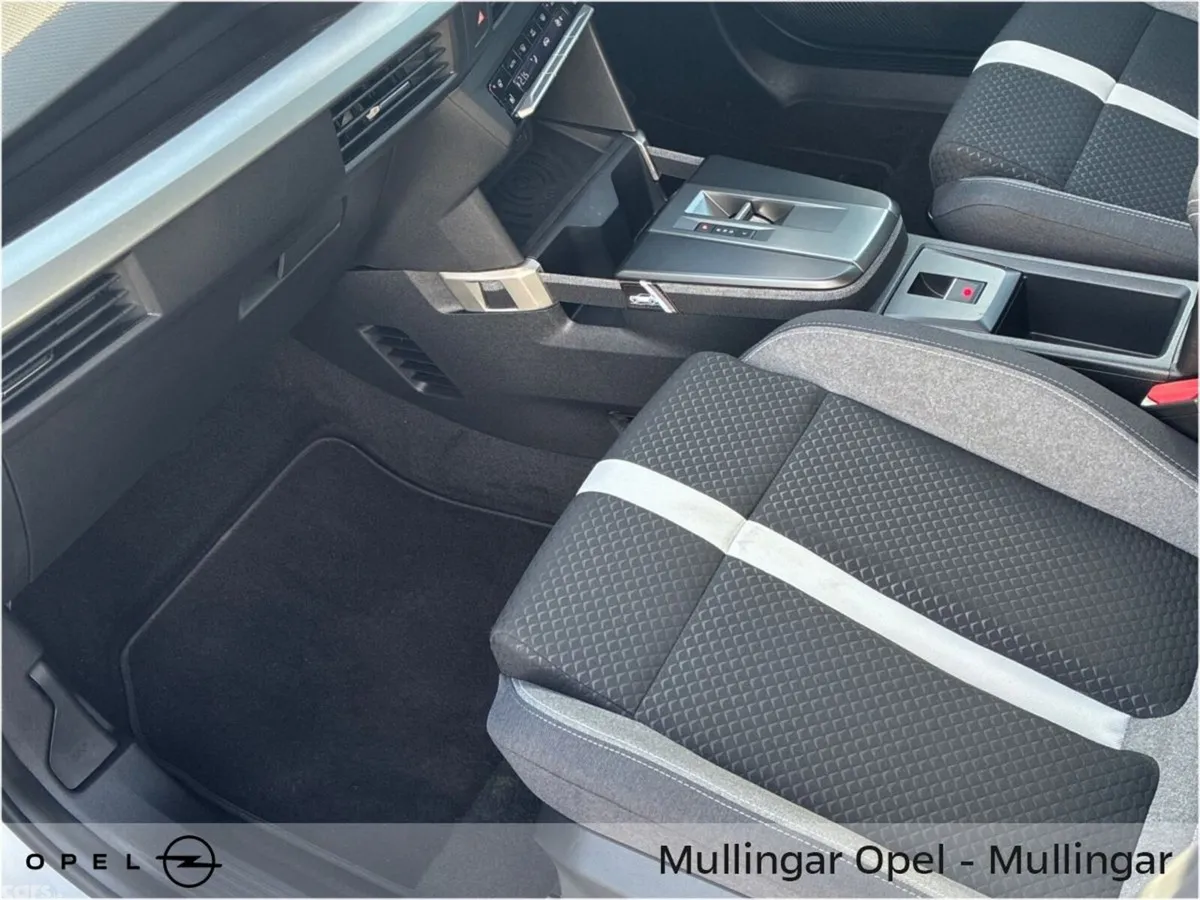 Opel Frontera SUV, Electric, 2025, Silver
