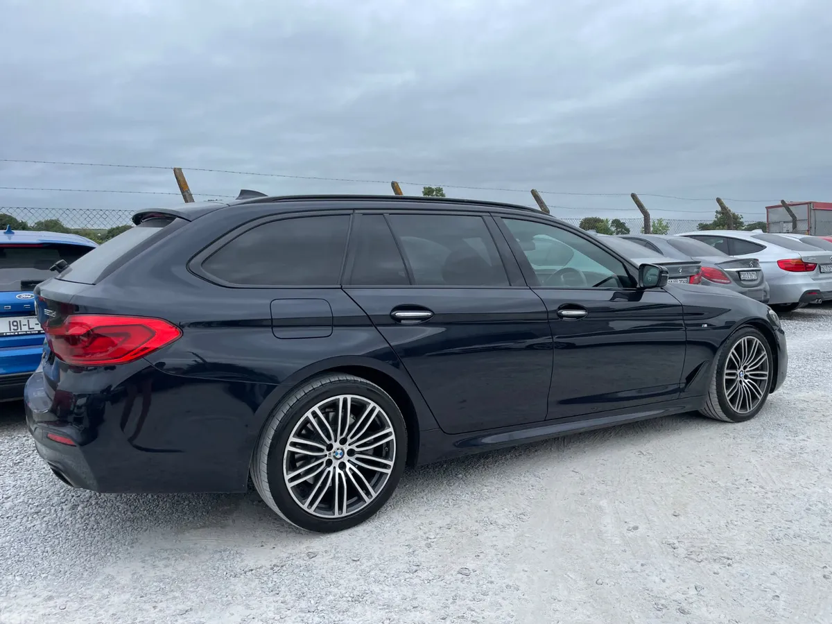 BMW 5-Series Estate, Diesel, 2018, Black