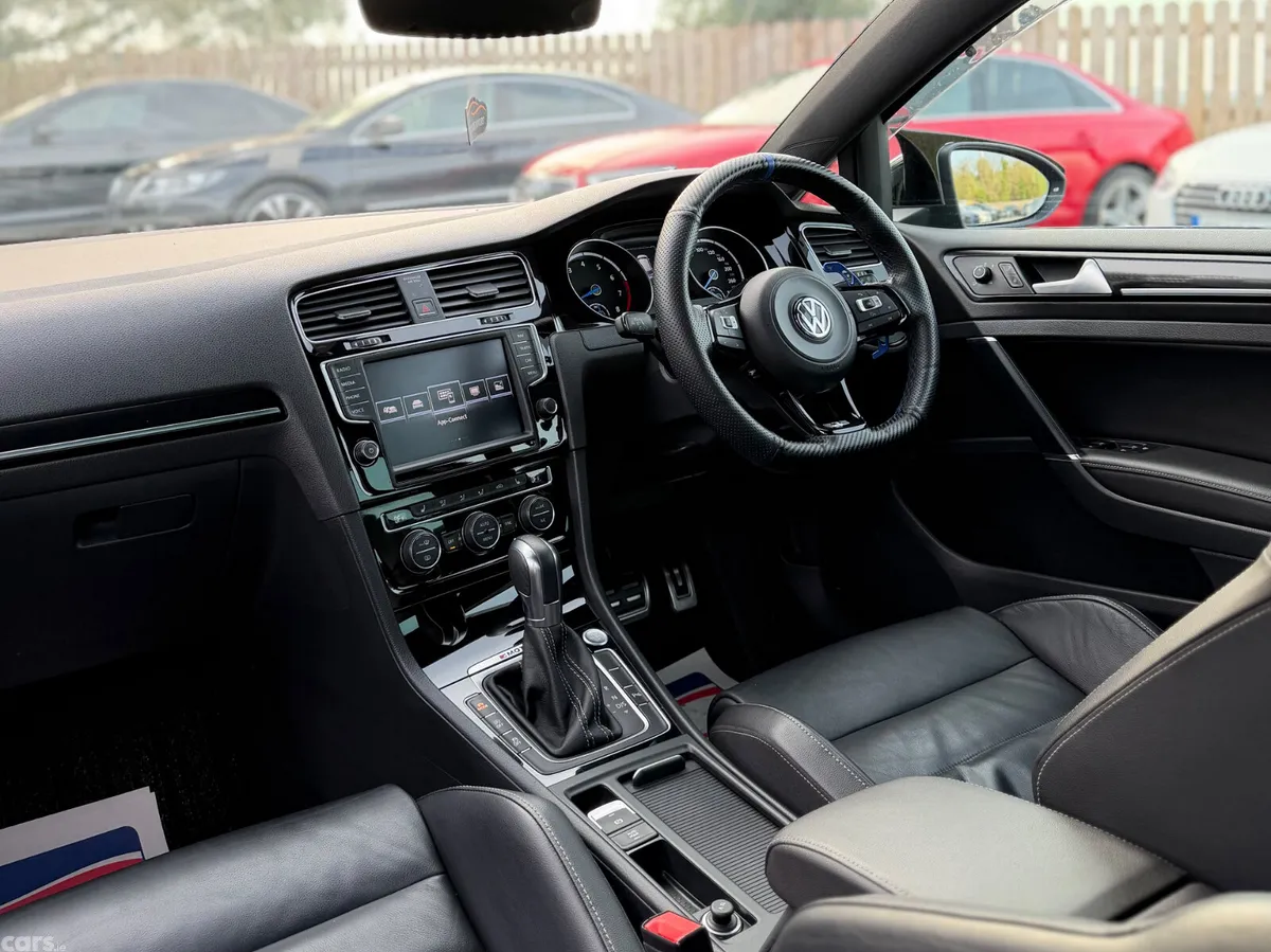 Volkswagen Golf Hatchback, Petrol, 2016, Blue