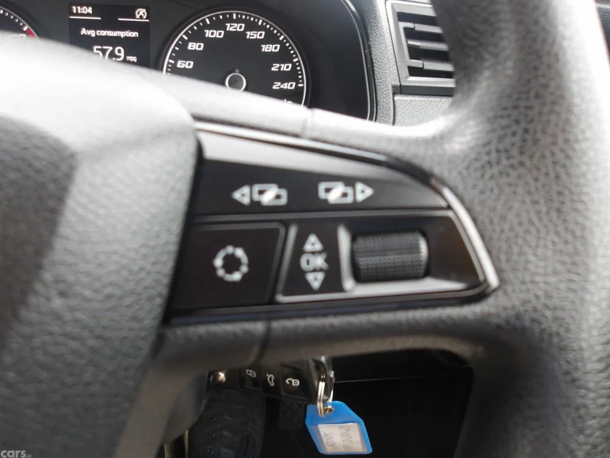 SEAT Arona SUV, Diesel, 2019, Blue