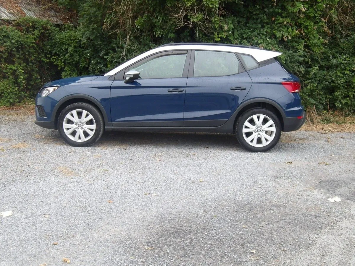 SEAT Arona SUV, Diesel, 2019, Blue