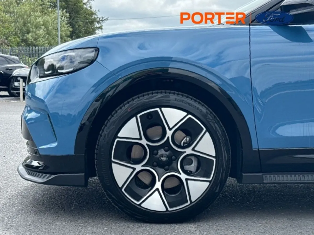 Ford Capri MPV, Electric, 2026, Blue