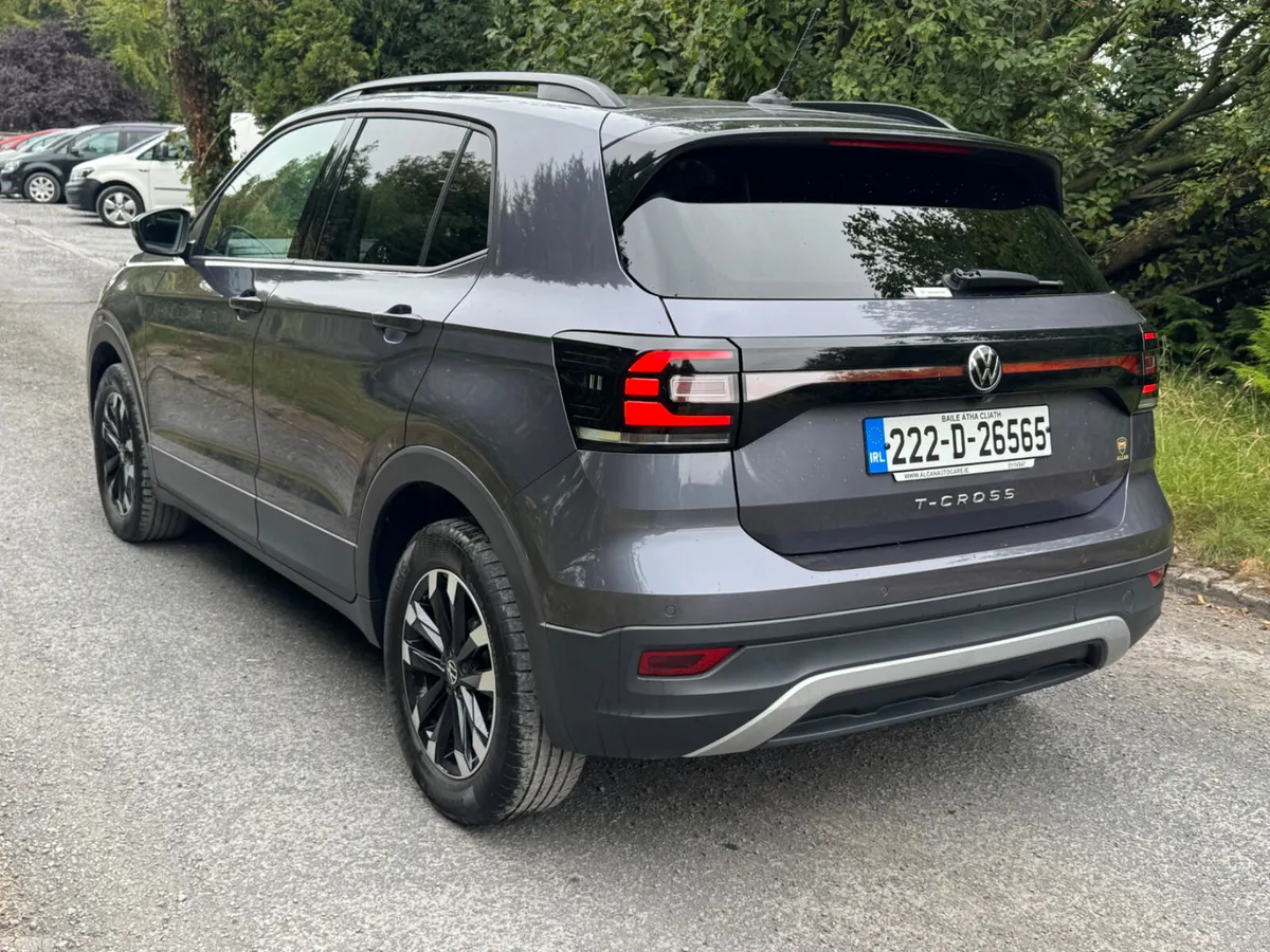 Volkswagen T-Cross Hatchback, Petrol, 2022, Grey