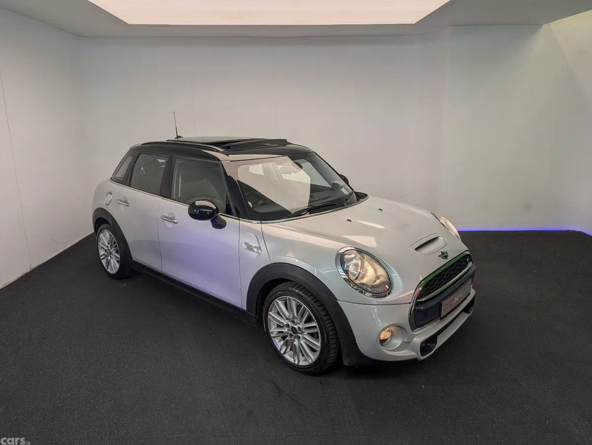Mini Cooper Estate/Jeep, Diesel, 2015, Silver