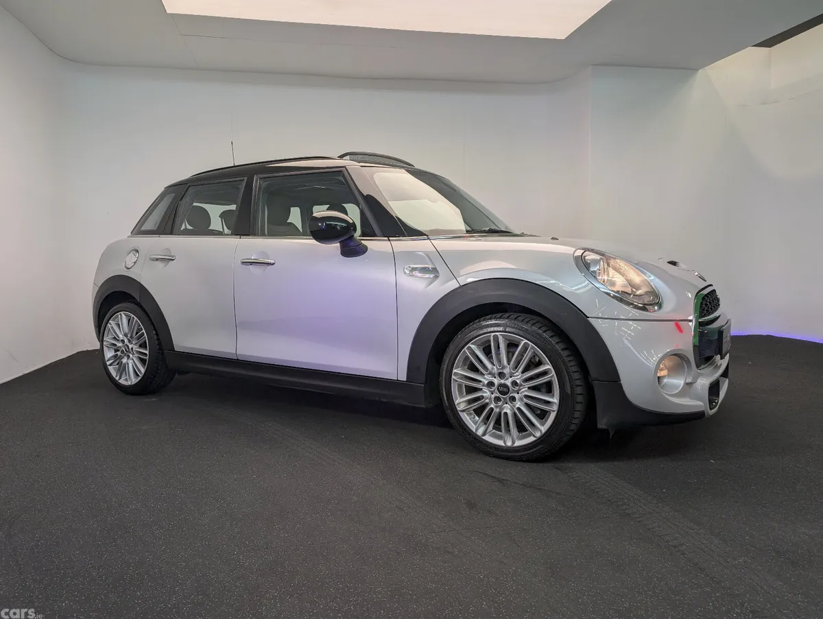 Mini Cooper Estate/Jeep, Diesel, 2015, Silver