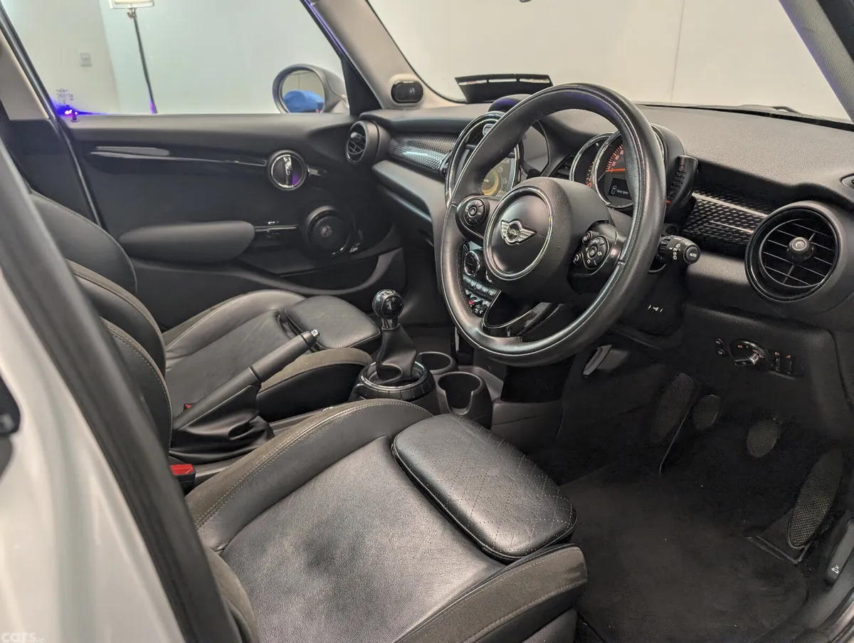 Mini Cooper Estate/Jeep, Diesel, 2015, Silver