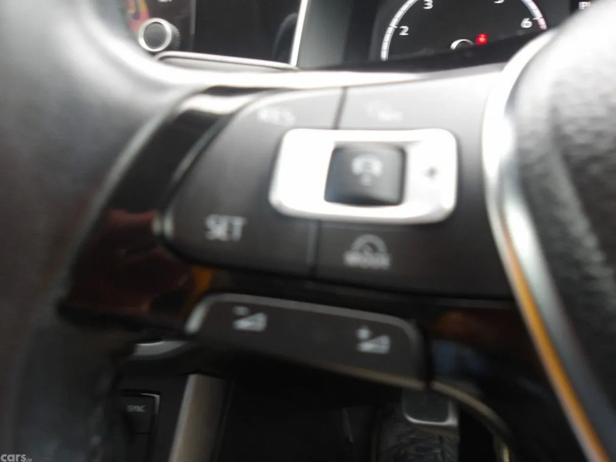 Volkswagen Polo Hatchback, Petrol, 2018, White