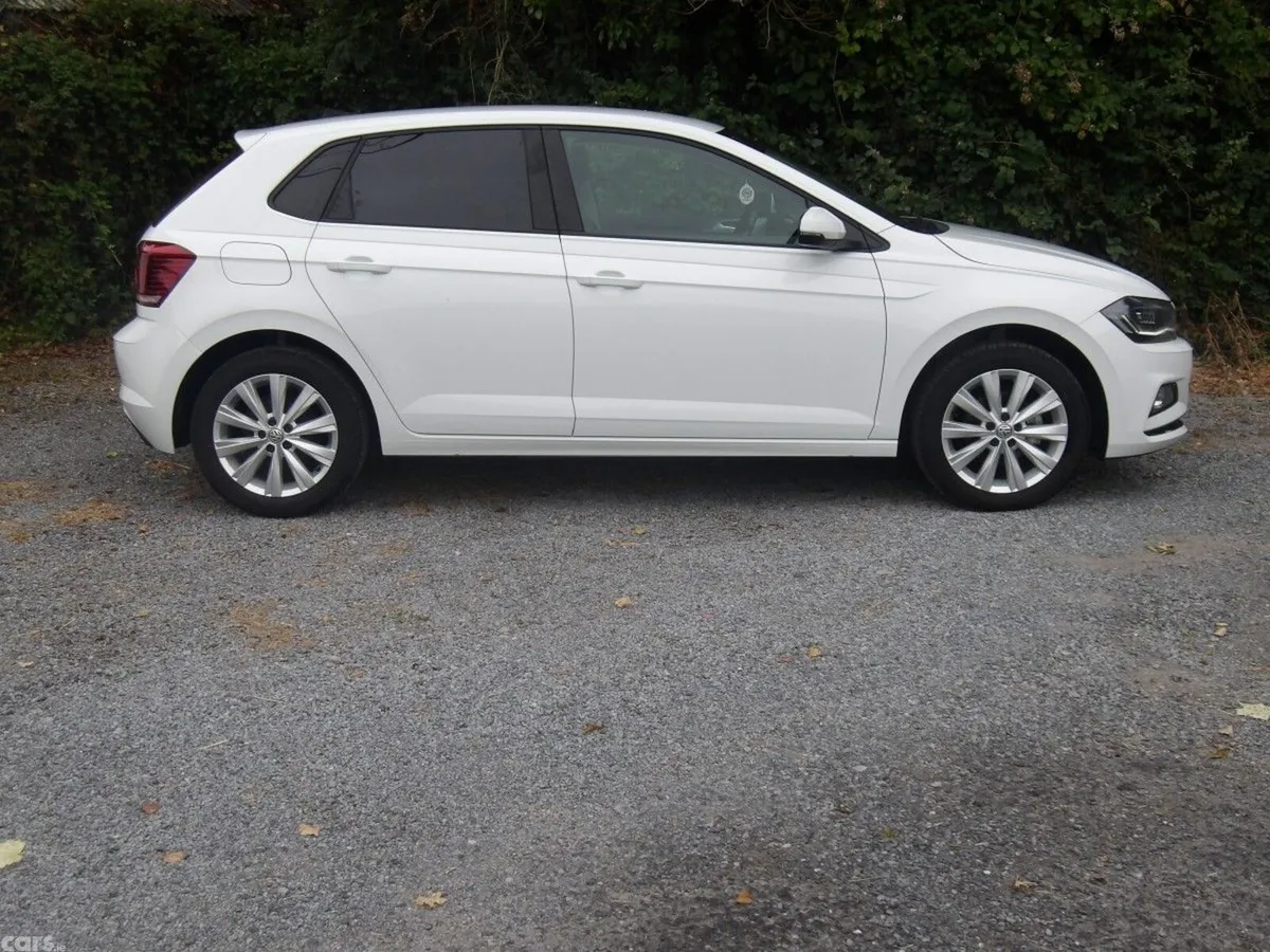 Volkswagen Polo Hatchback, Petrol, 2018, White