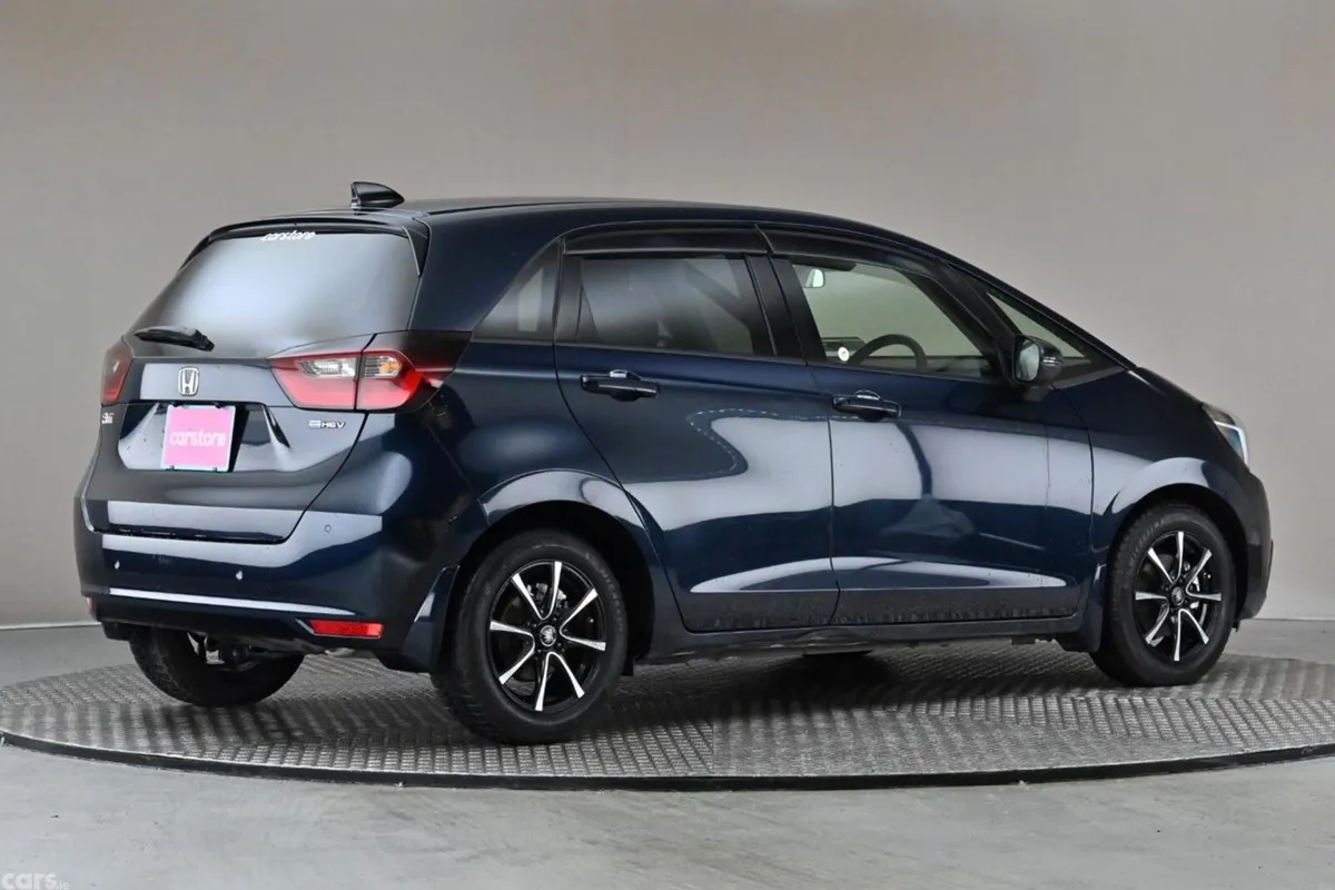 Honda Fit Hatchback, Petrol Hybrid, 2022, Blue