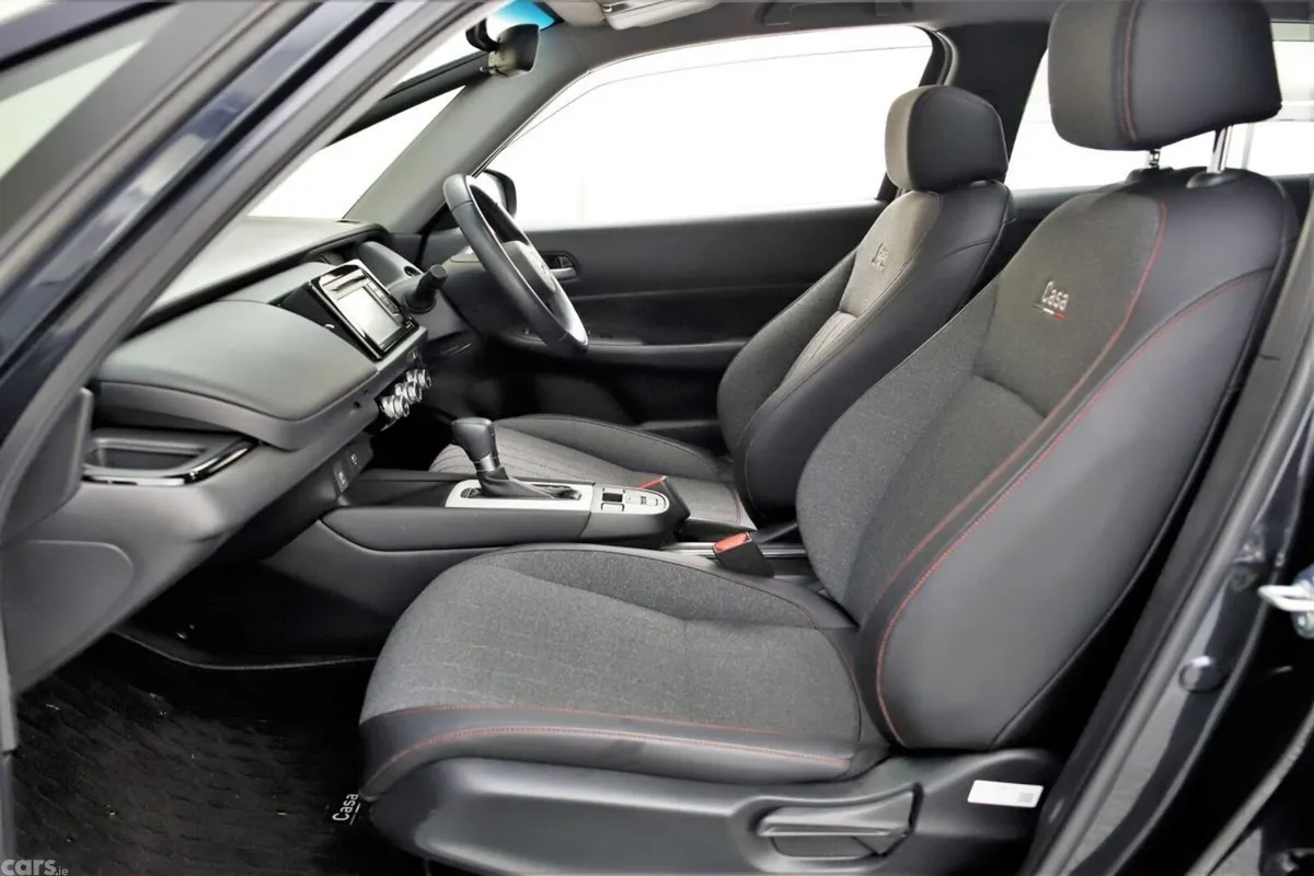 Honda Fit Hatchback, Petrol Hybrid, 2022, Blue