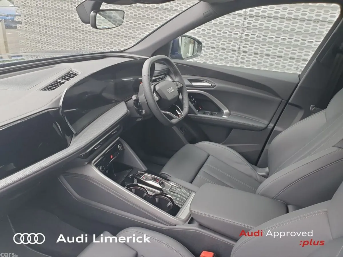 Audi Q5 SUV, Petrol Plug-in Hybrid, 2026, Blue