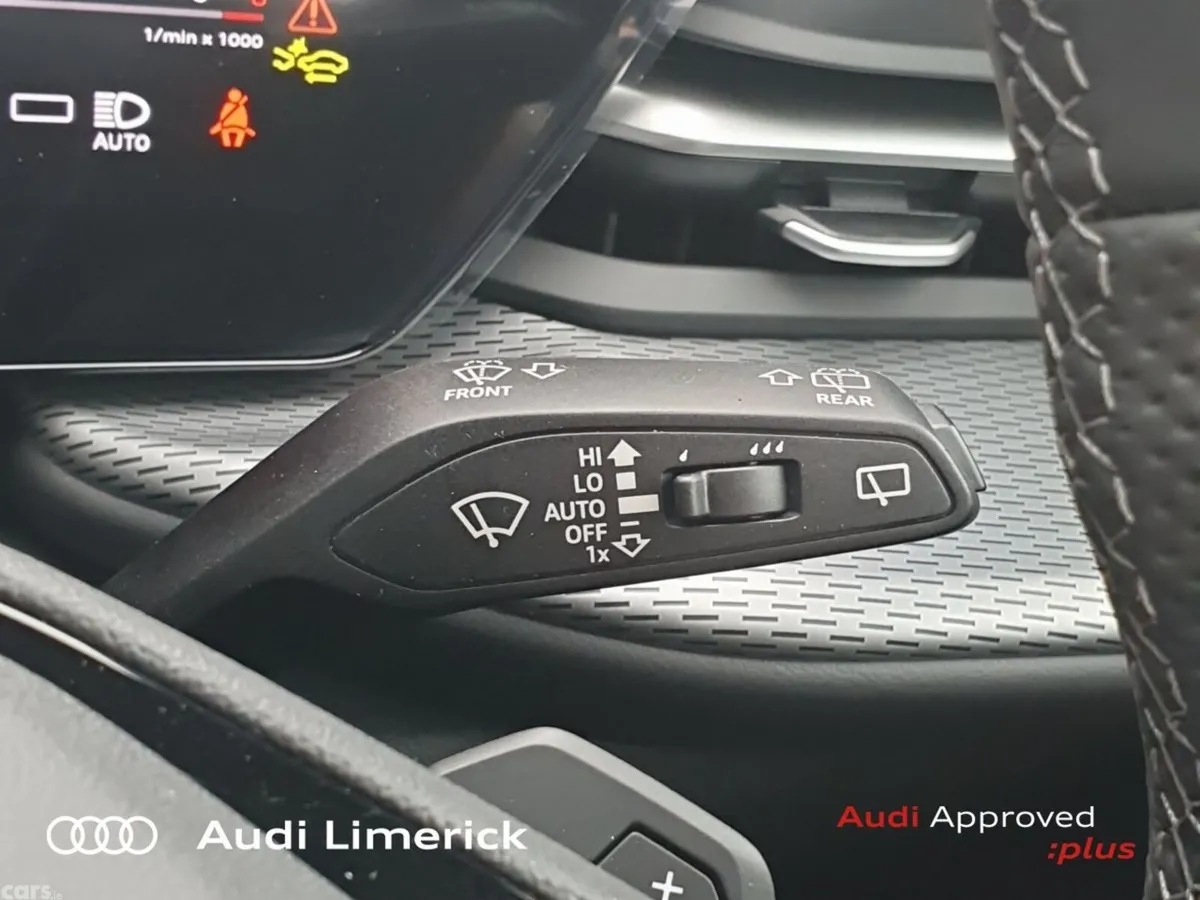 Audi Q5 SUV, Petrol Plug-in Hybrid, 2026, Blue