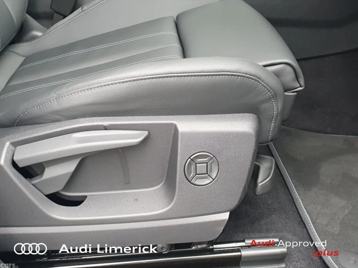 Audi Q5 SUV, Petrol Plug-in Hybrid, 2026, Blue