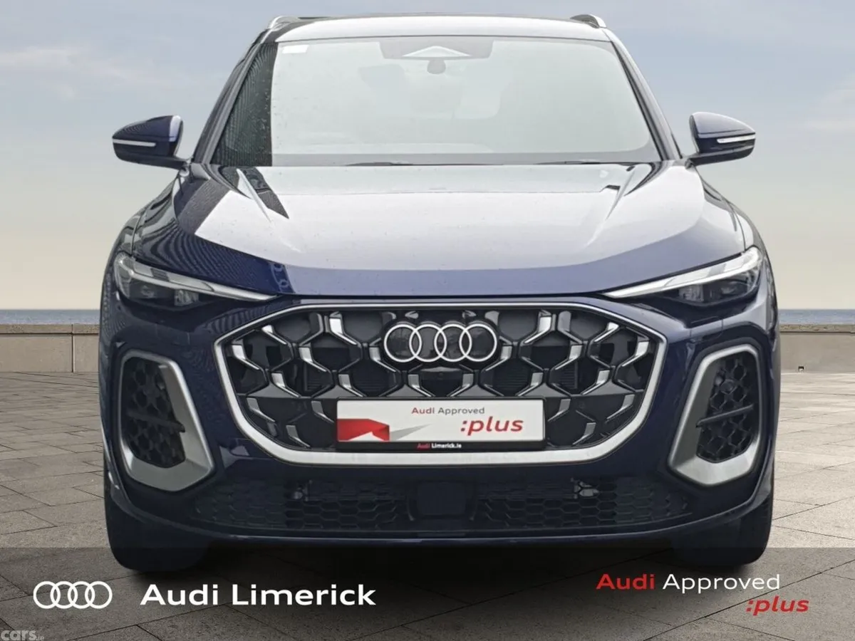 Audi Q5 SUV, Petrol Plug-in Hybrid, 2026, Blue