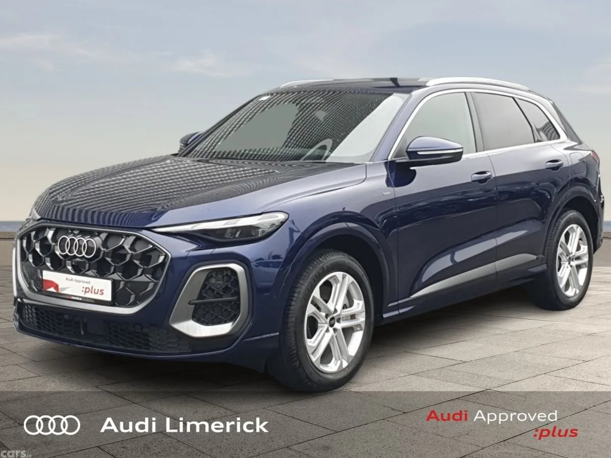 Audi Q5 SUV, Petrol Plug-in Hybrid, 2026, Blue