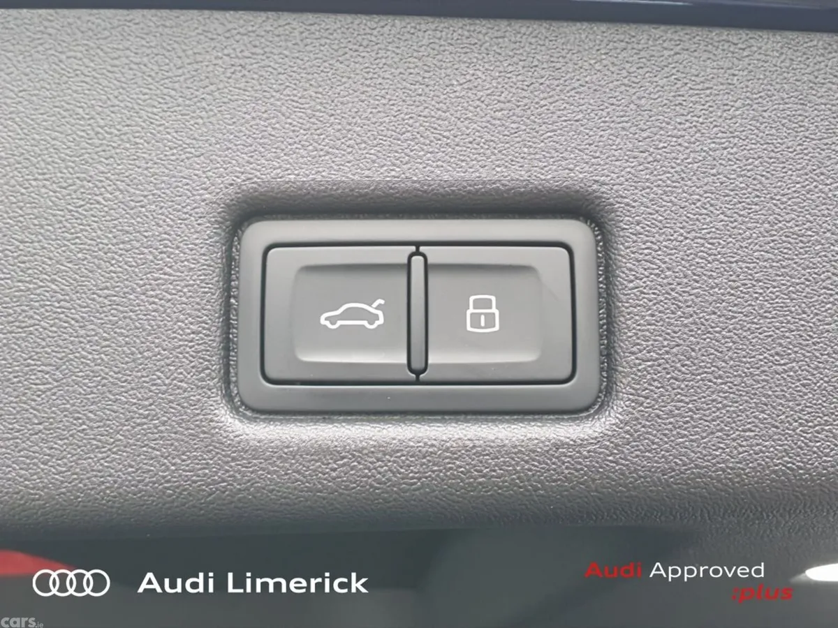 Audi Q5 SUV, Petrol Plug-in Hybrid, 2026, Blue