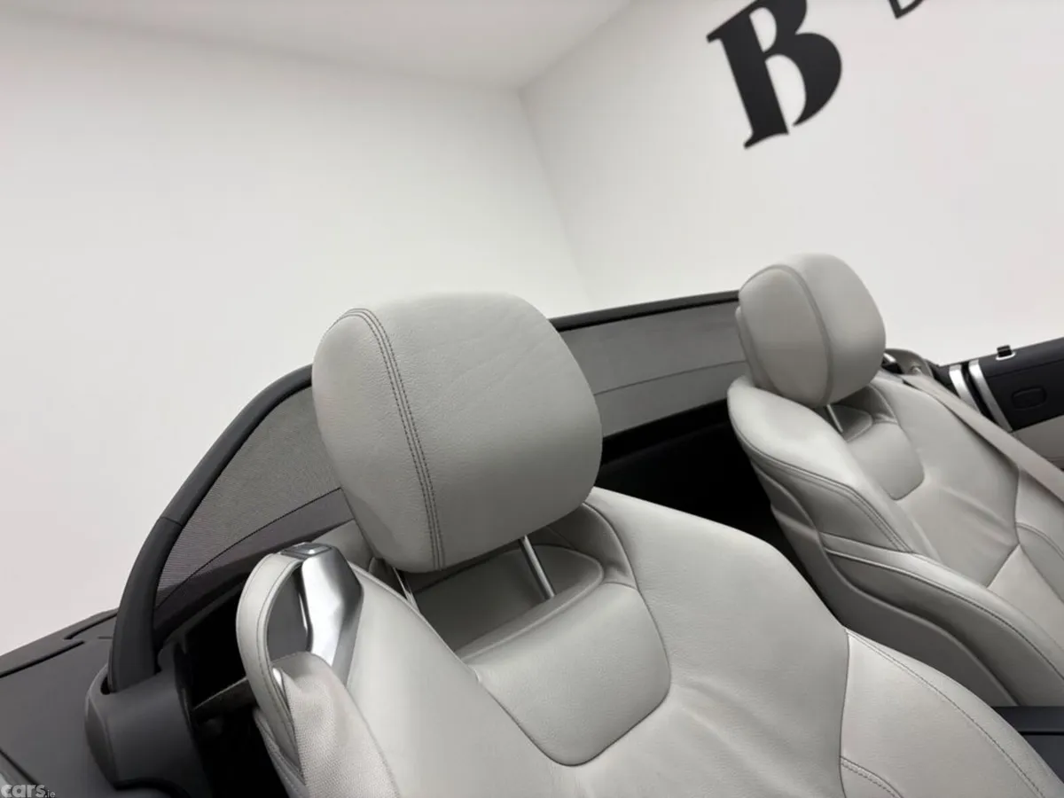 Mercedes-Benz SL-Class Convertible, Petrol, 2019, Red