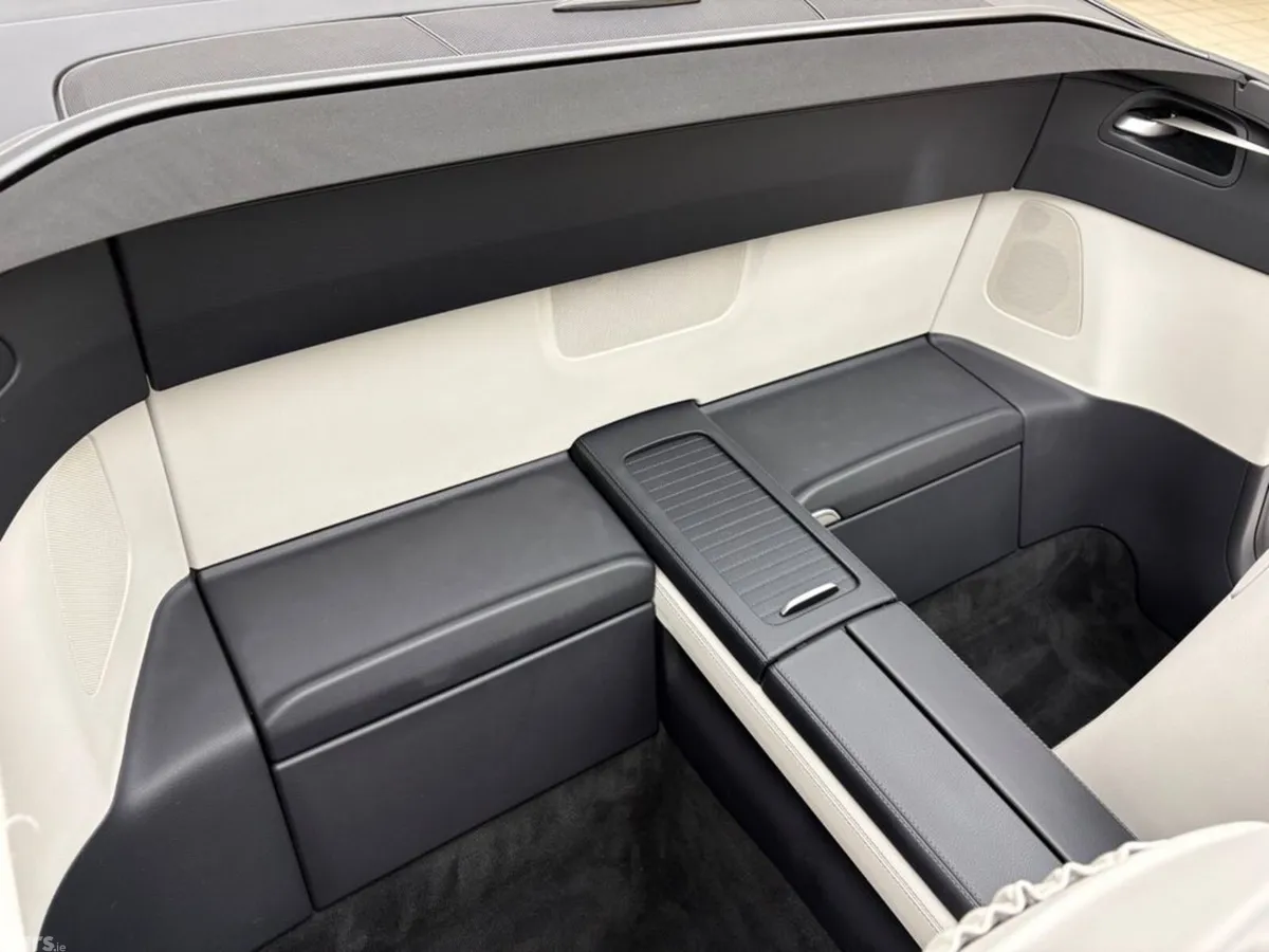 Mercedes-Benz SL-Class Convertible, Petrol, 2019, Red