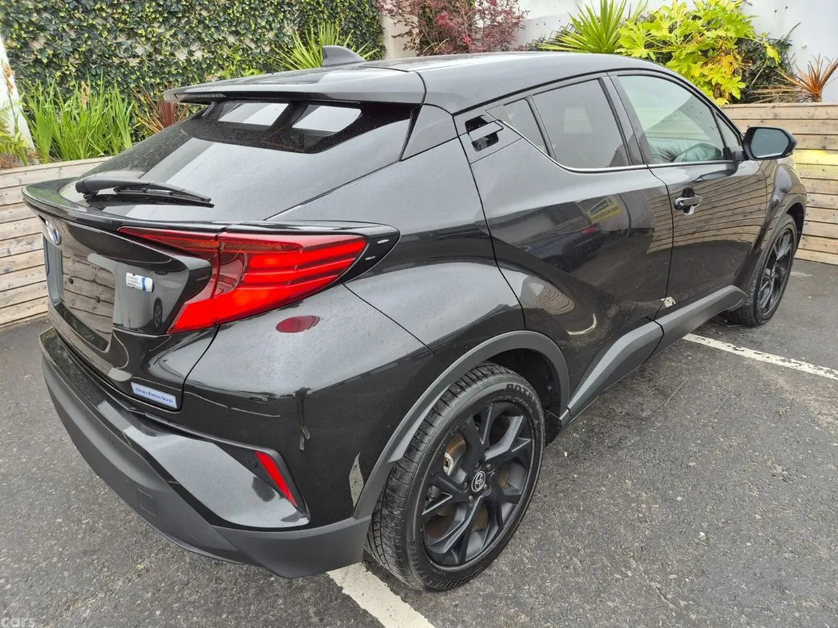 Toyota C-HR SUV, Petrol Hybrid, 2023, Black