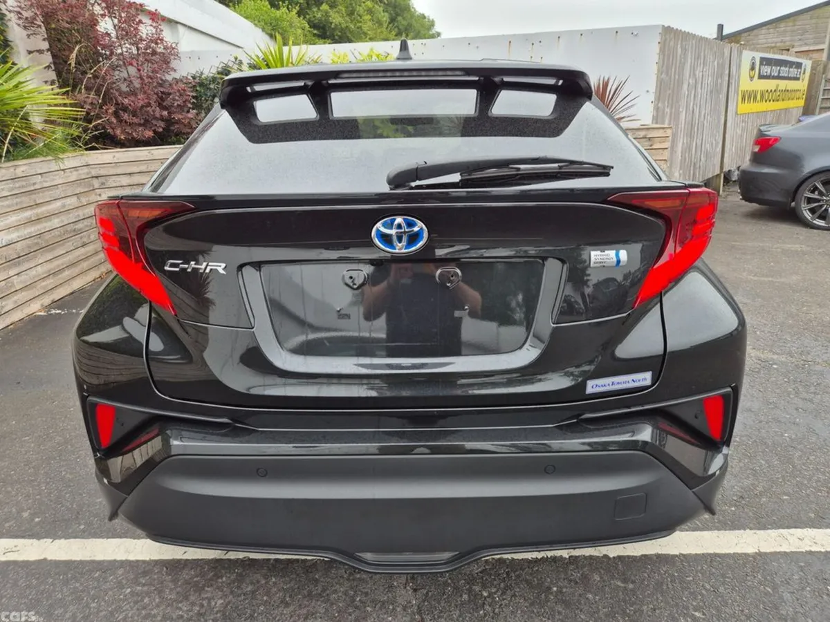 Toyota C-HR SUV, Petrol Hybrid, 2023, Black