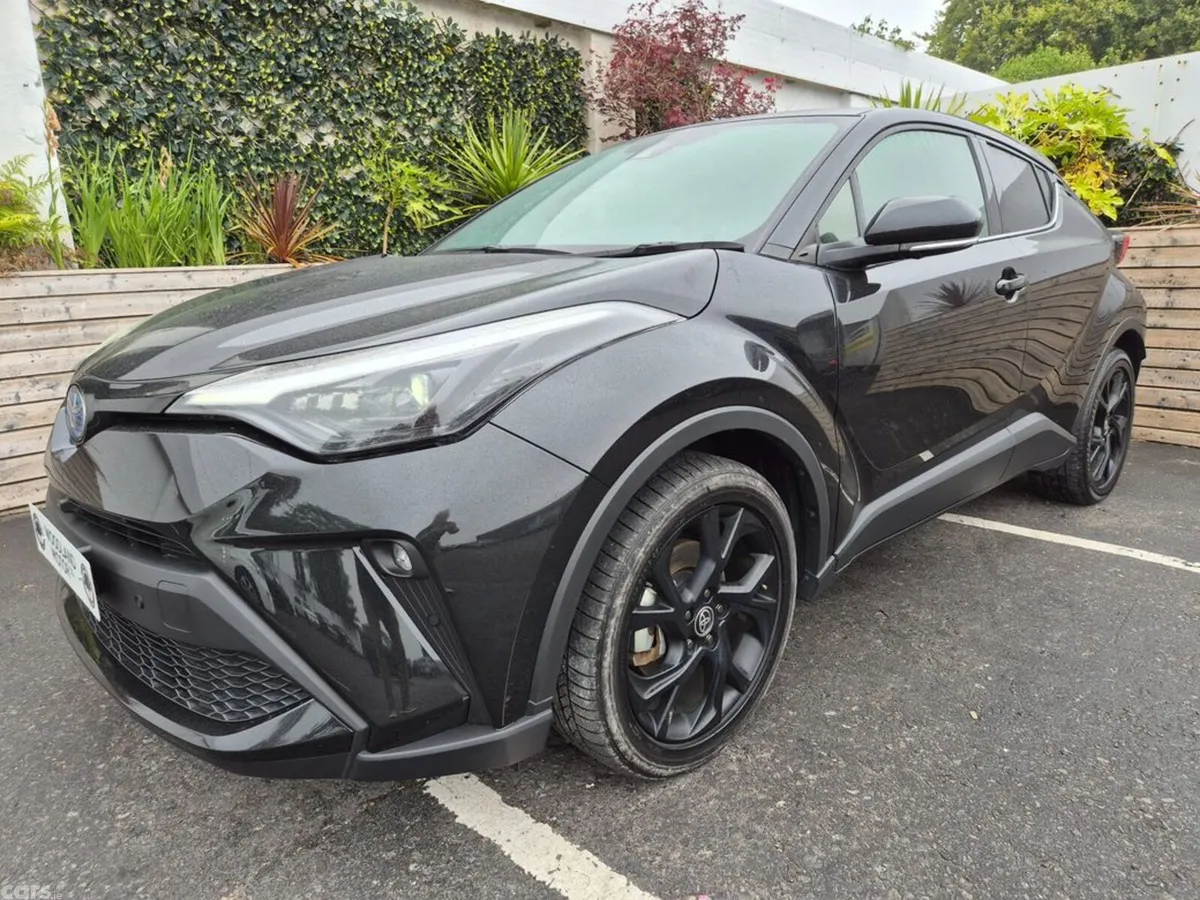 Toyota C-HR SUV, Petrol Hybrid, 2023, Black