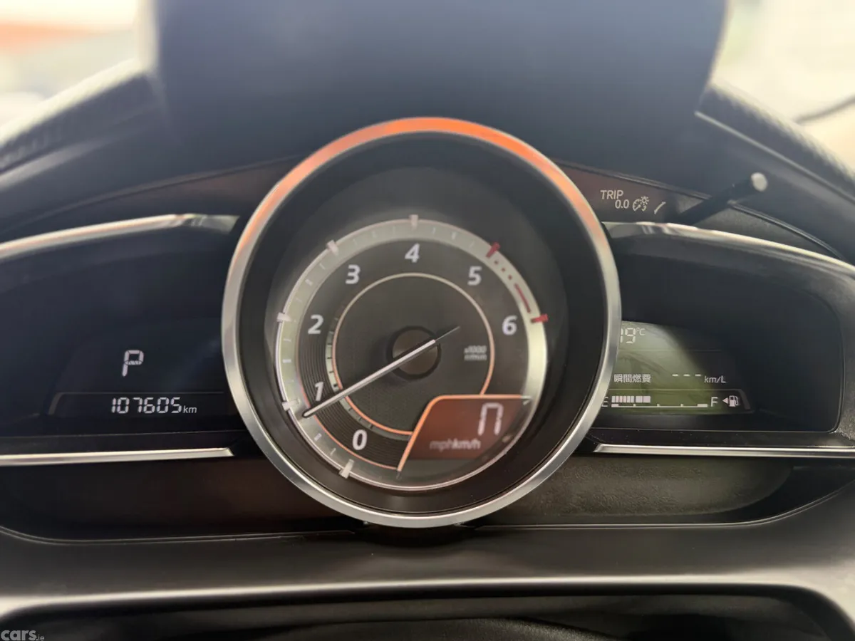 Mazda Demio MPV, Diesel, 2015, Navy