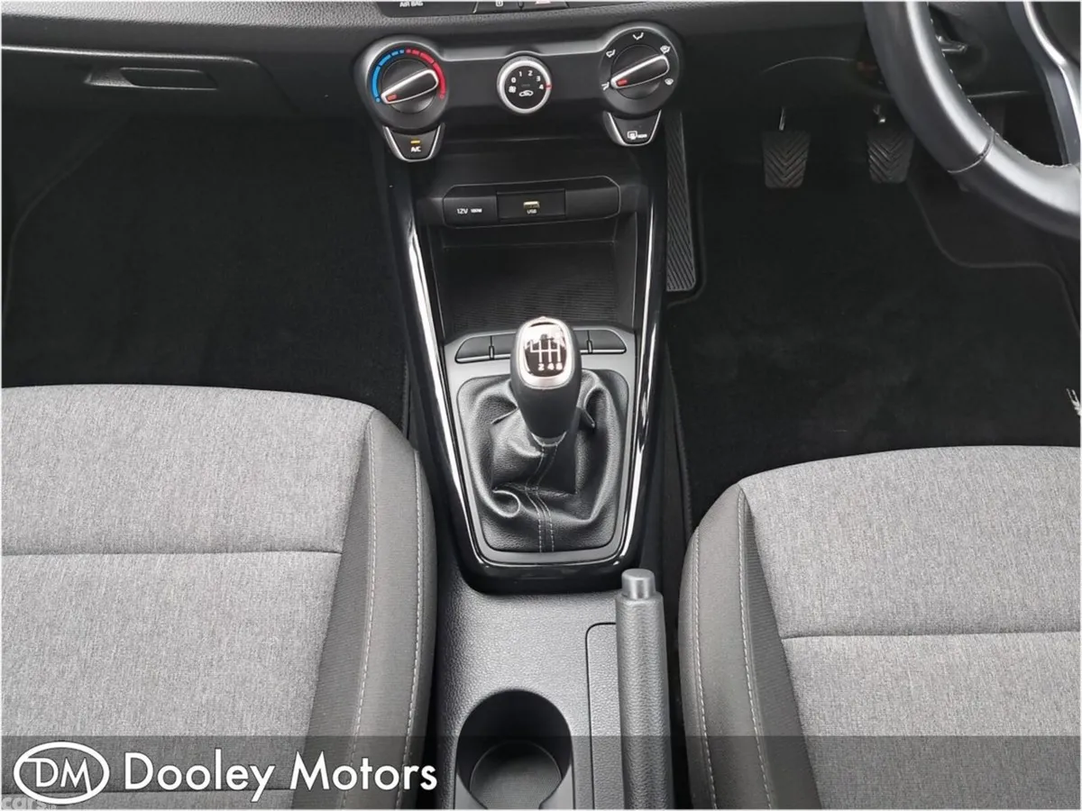 Kia Stonic Estate, Petrol, 2023, Blue