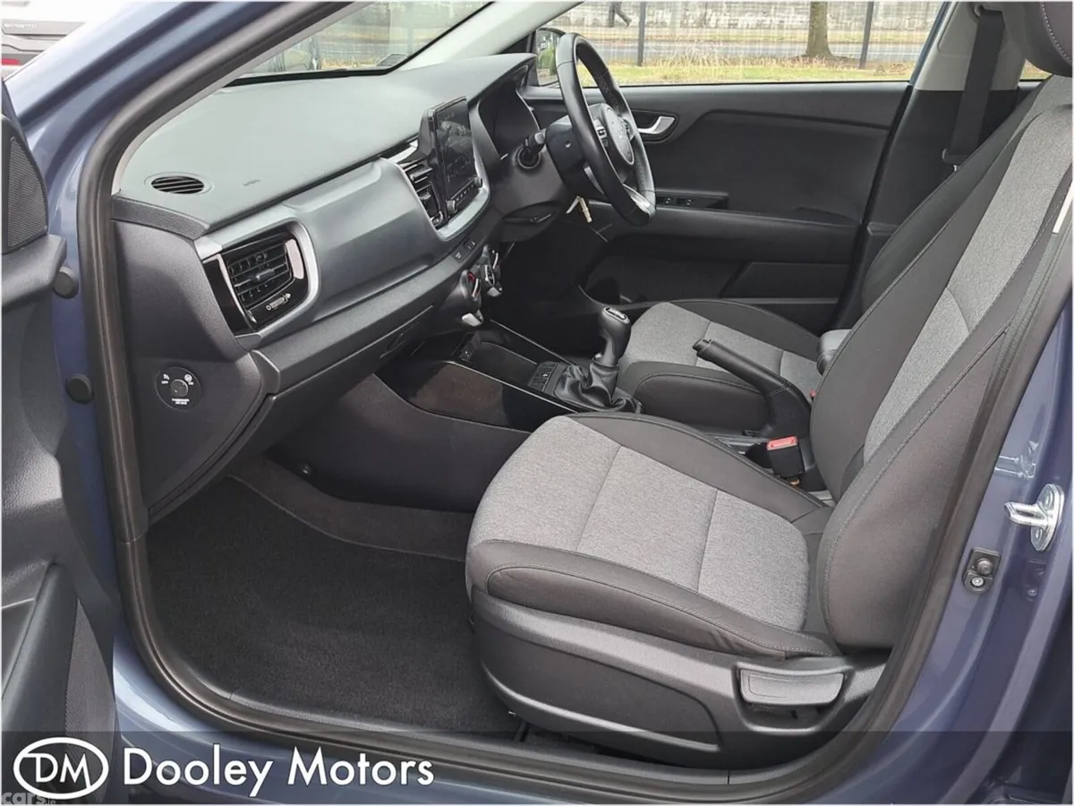Kia Stonic Estate, Petrol, 2023, Blue