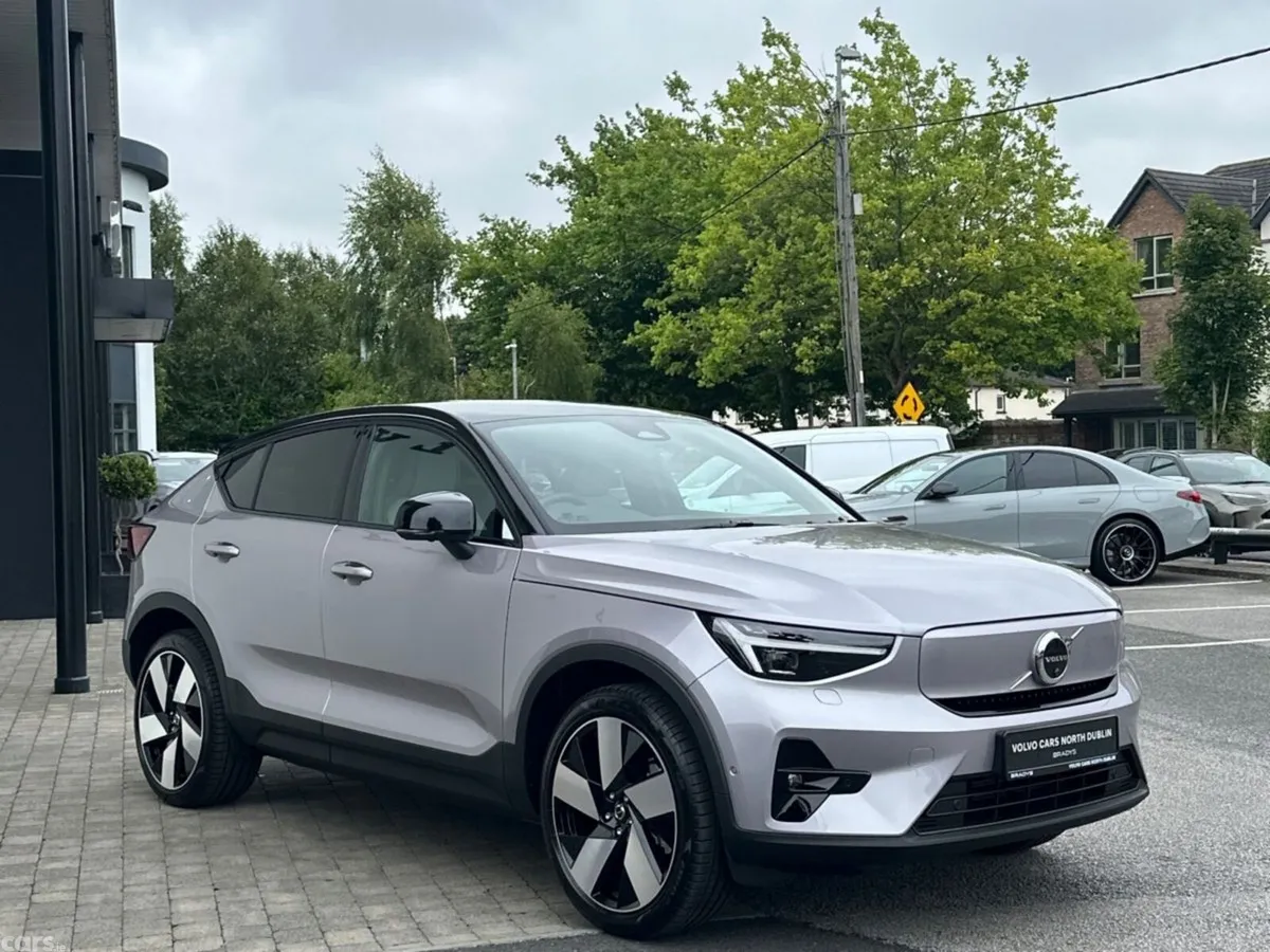 Volvo EC40 SUV, Electric, 2026, Silver