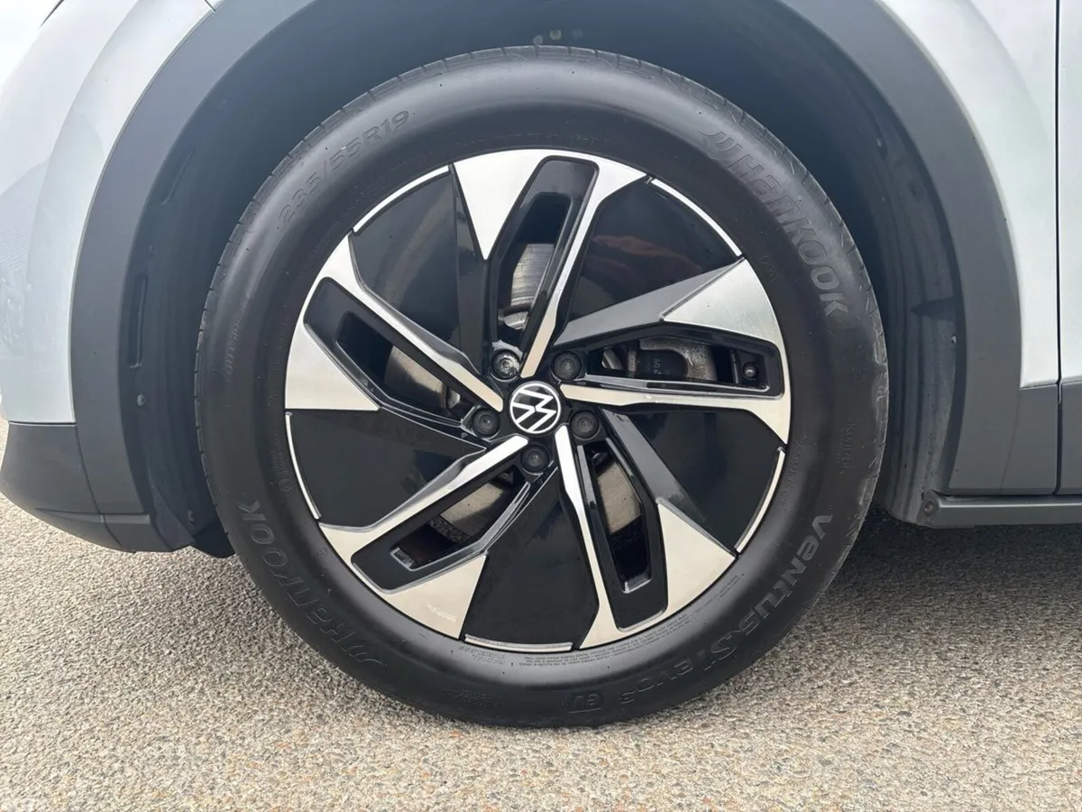 Volkswagen ID.4 SUV, Electric, 2024, Grey