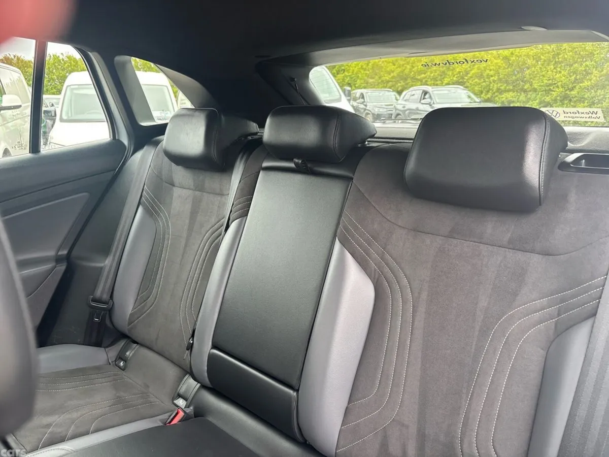 Volkswagen ID.4 SUV, Electric, 2024, Grey