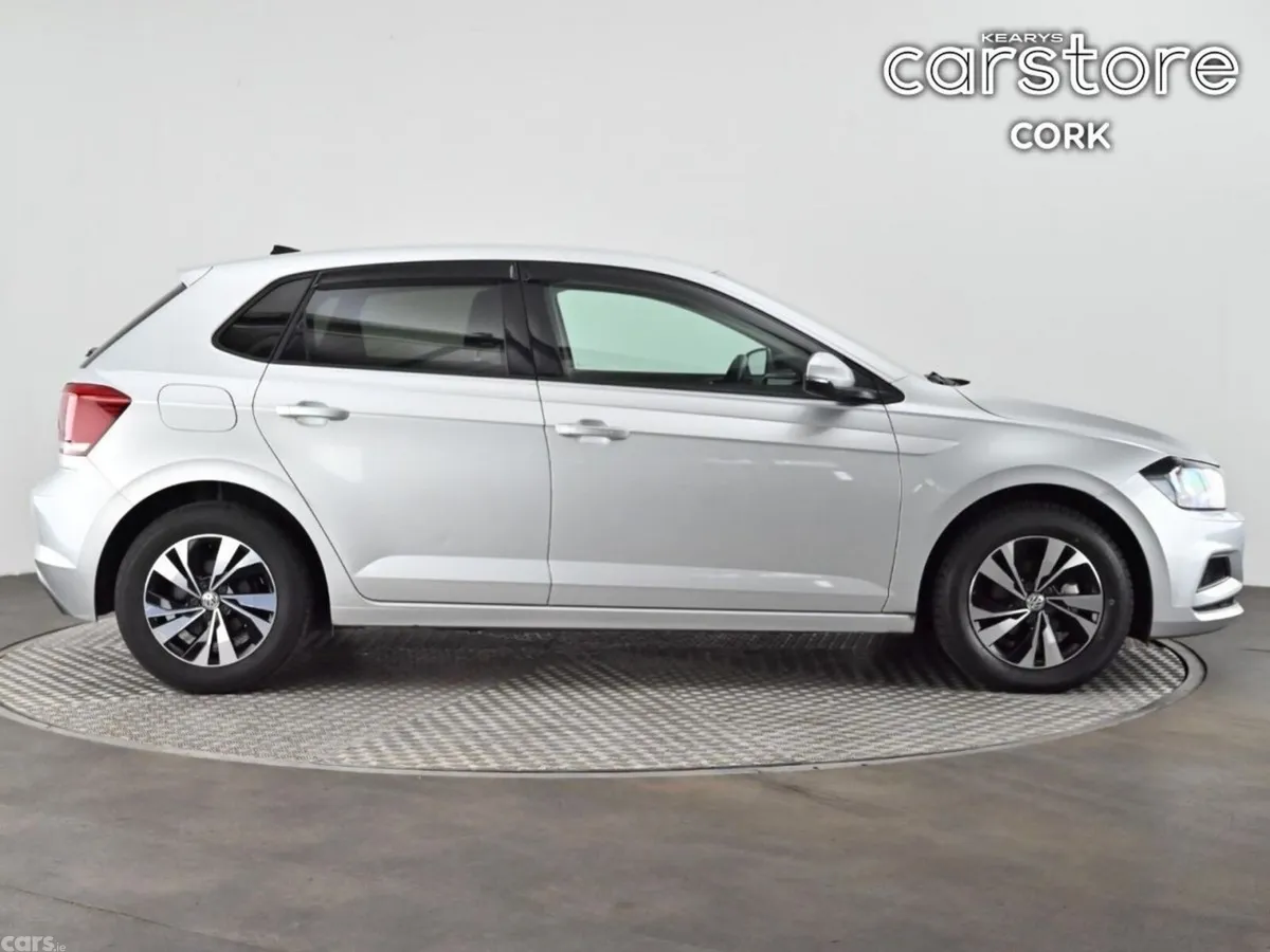Volkswagen Polo Hatchback, Petrol, 2018, Silver