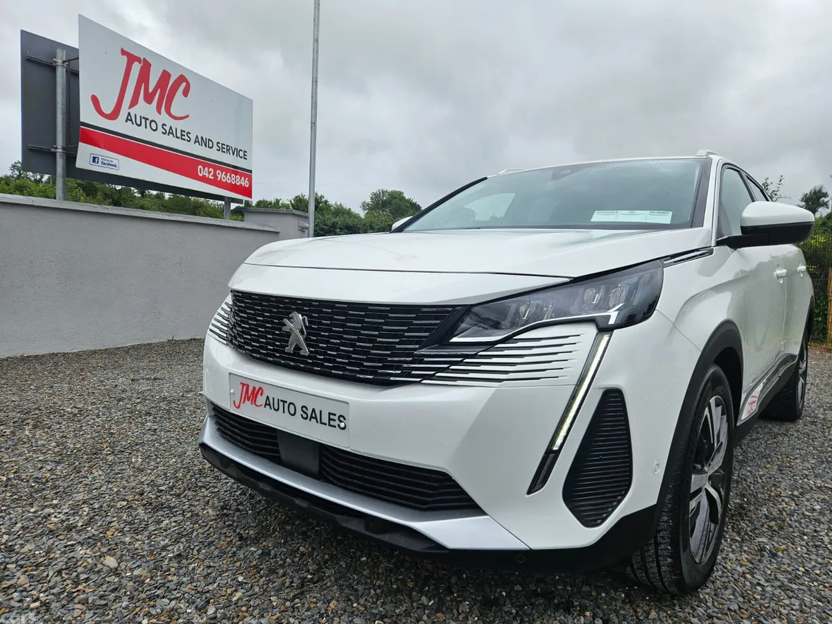 Peugeot 5008 SUV, Diesel, 2021, White