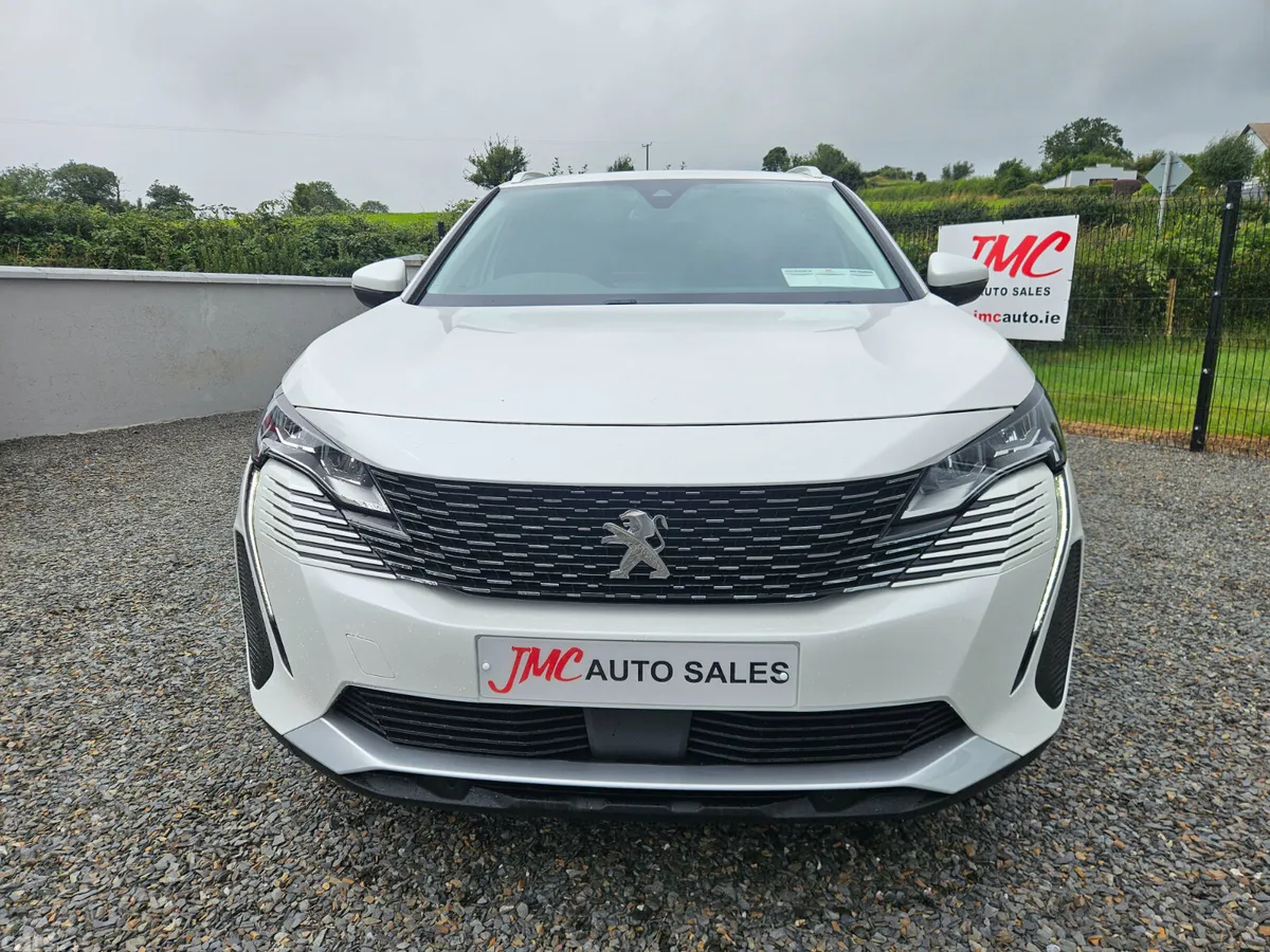 Peugeot 5008 SUV, Diesel, 2021, White