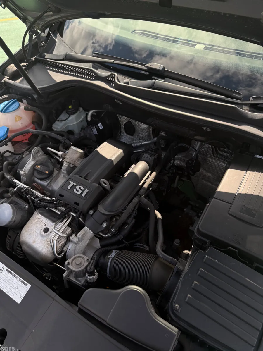 Volkswagen Golf Hatchback, Petrol, 2012, Black
