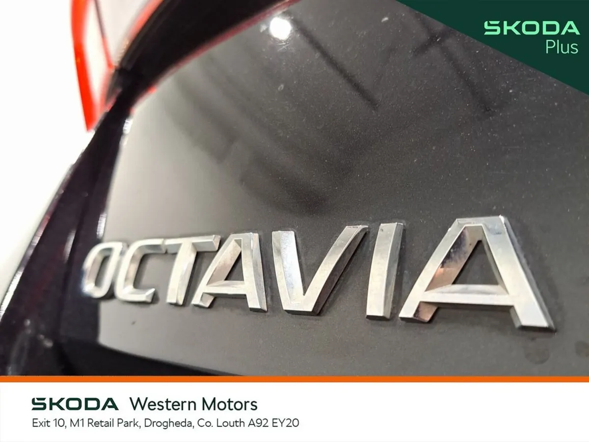 Skoda Octavia Saloon, Diesel, 2024, Black
