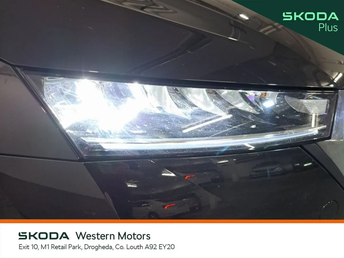 Skoda Octavia Saloon, Diesel, 2024, Black