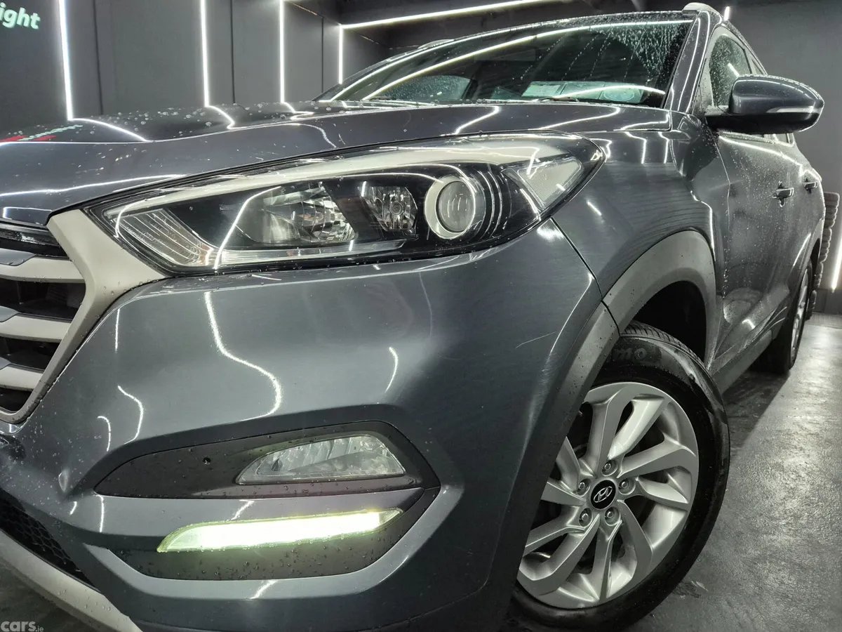 Hyundai Tucson SUV, Diesel, 2016, Grey