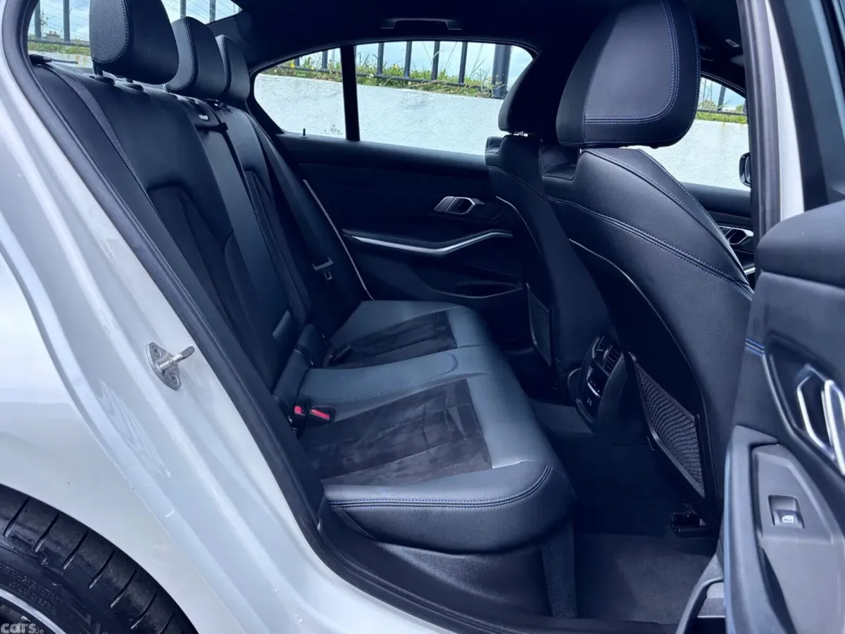 BMW 3-Series Saloon, Petrol Hybrid, 2024, White