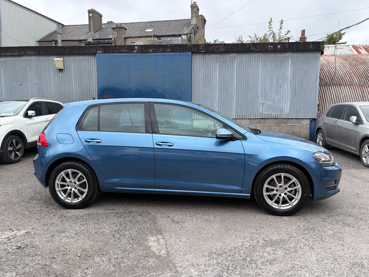 Volkswagen Golf Hatchback, Petrol, 2015, Blue
