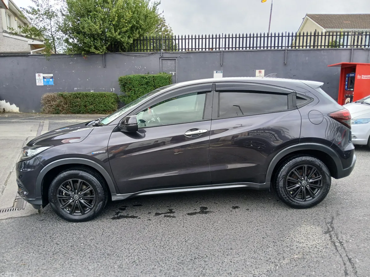Honda Vezel MPV, Petrol Hybrid, 2020, Black