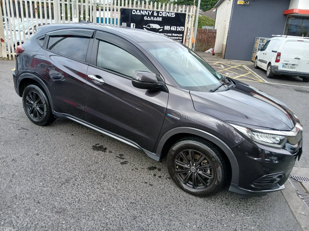 Honda Vezel MPV, Petrol Hybrid, 2020, Black