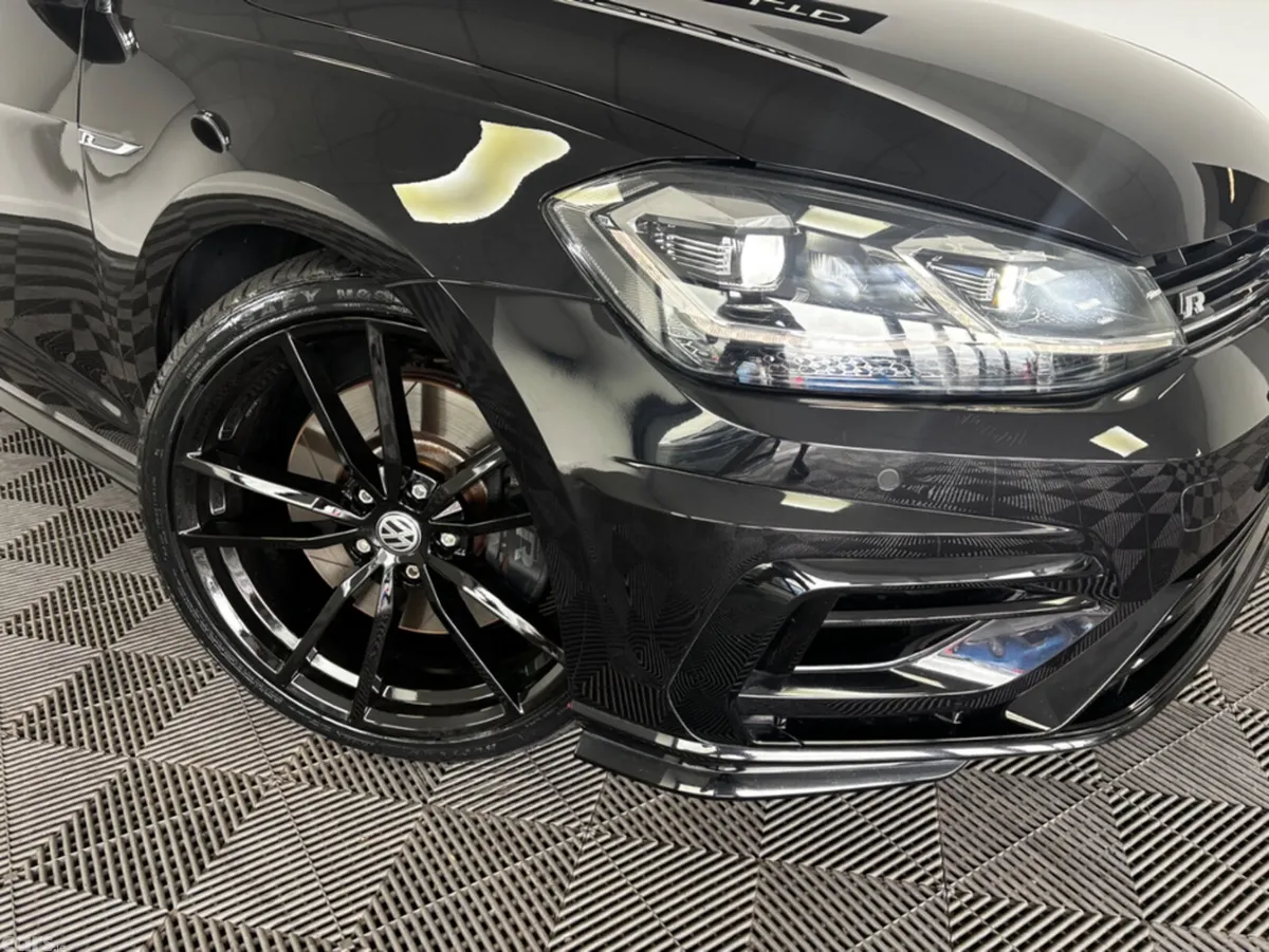 Volkswagen Golf Hatchback, Petrol, 2017, Black