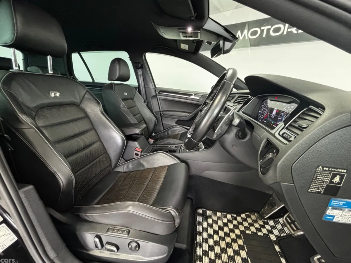 Volkswagen Golf Hatchback, Petrol, 2017, Black