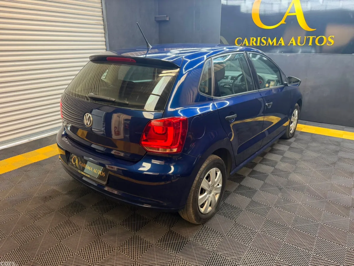 Volkswagen Polo Hatchback, Petrol, 2012, Blue