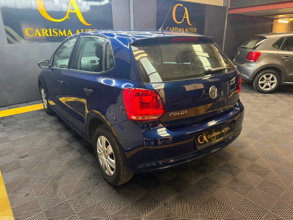 Volkswagen Polo Hatchback, Petrol, 2012, Blue