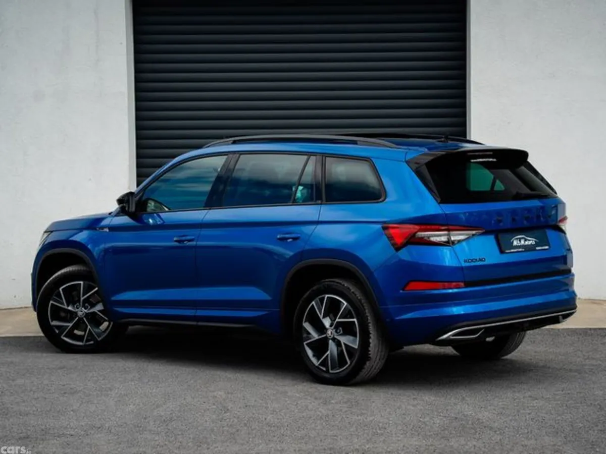 Skoda Kodiaq Estate, Diesel, 2023, Blue