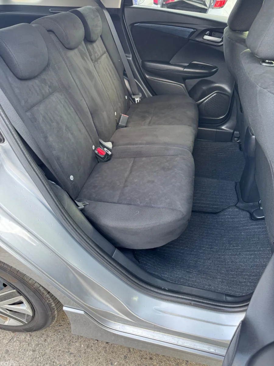 Honda Shuttle Estate, Petrol Hybrid, 2019, Silver